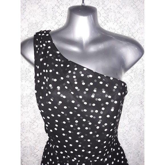 WHBM Sz 2 Black & White Polka Dot One Shoulder Fit & Flare Dress EUC - Picture 2 of 6